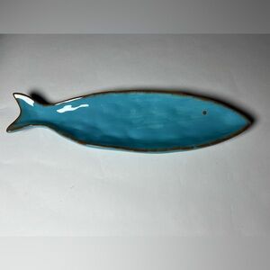 NWT gorgeous creative co-op ceramic aqua blue fish with brown/bronze trim.